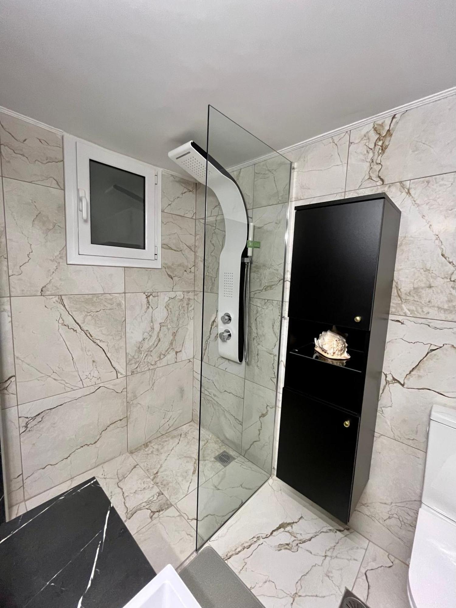 Emerald Luxury Apartments - Ath Airport Spáta 外观 照片